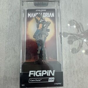 NWOT Disney Star Wars FigPin The Mandalorian Cara Dune Gina Carano Pin